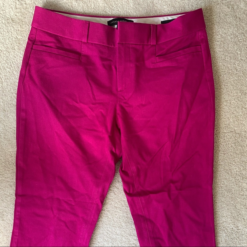 Fitted dress and causal pants